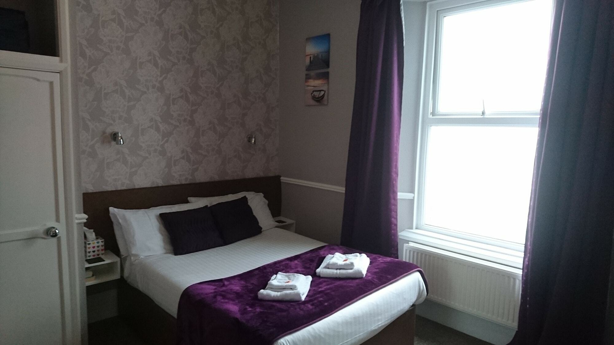 Lawnswood Guest House トーキー エクステリア 写真